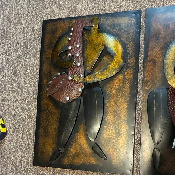 Metal Wall Art with Musical Instruments - Picture 3 of 9